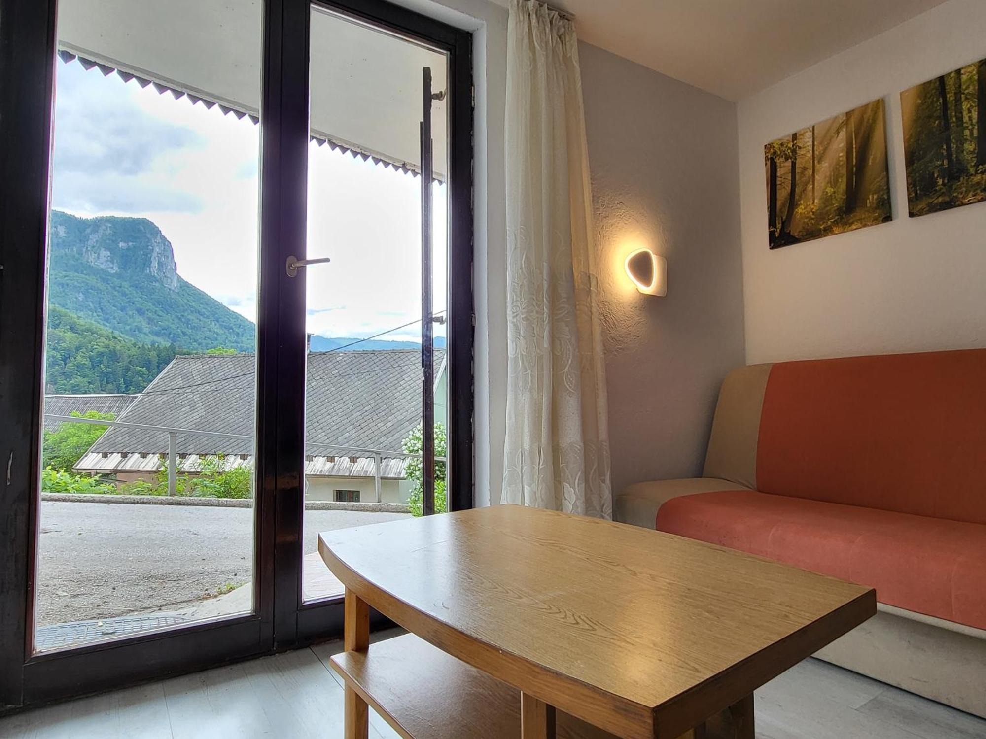 Apartments Under Rock เบลด ภายนอก รูปภาพ